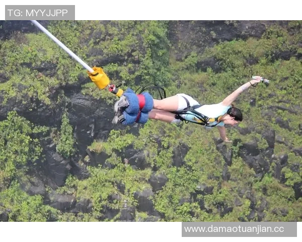 杭州极限运动队的力量与挑战探索:极限运动的激情与坚持 杭州极限运动队的力量与挑战探索:极限运动的激情与坚持