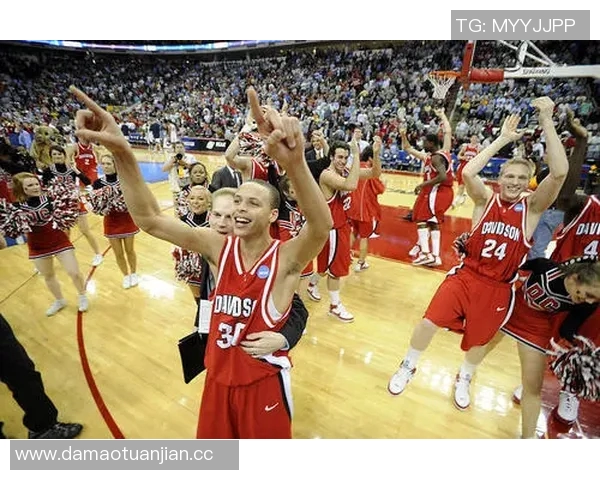 以斯蒂芬库里为核心打造全新篮球阵容展现未来赛场风采